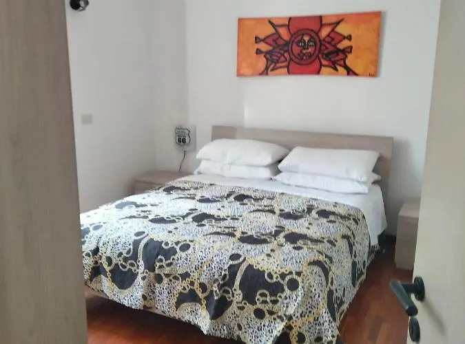 House Appartament Near San Pietro *